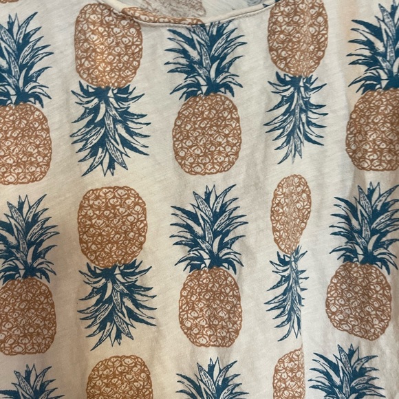 Ann Taylor Loft Pineapple Tank - Picture 5 of 5